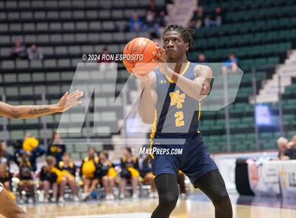 Thumbnail 2 in Niagara Falls vs Bay Shore (NYSPHSAA Class AAA Semifinal) photogallery.