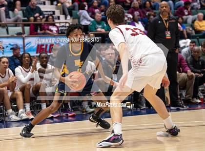 Thumbnail 2 in Niagara Falls vs Bay Shore (NYSPHSAA Class AAA Semifinal) photogallery.