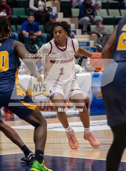 Thumbnail 1 in Niagara Falls vs Bay Shore (NYSPHSAA Class AAA Semifinal) photogallery.