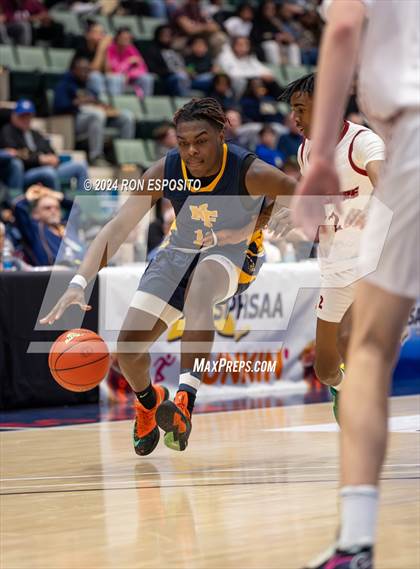 Thumbnail 1 in Niagara Falls vs Bay Shore (NYSPHSAA Class AAA Semifinal) photogallery.
