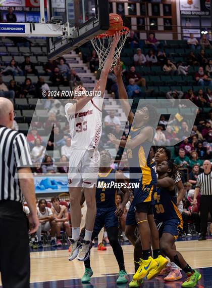 Thumbnail 2 in Niagara Falls vs Bay Shore (NYSPHSAA Class AAA Semifinal) photogallery.
