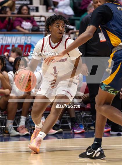 Thumbnail 2 in Niagara Falls vs Bay Shore (NYSPHSAA Class AAA Semifinal) photogallery.