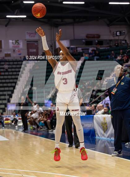 Thumbnail 3 in Niagara Falls vs Bay Shore (NYSPHSAA Class AAA Semifinal) photogallery.