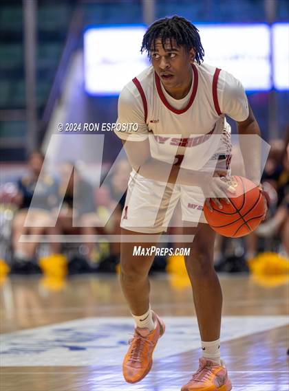 Thumbnail 3 in Niagara Falls vs Bay Shore (NYSPHSAA Class AAA Semifinal) photogallery.