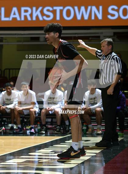 Thumbnail 2 in Clarkstown South vs. North Rockland (NYSPHSAA Class 2A Section 1 Semifinal) photogallery.