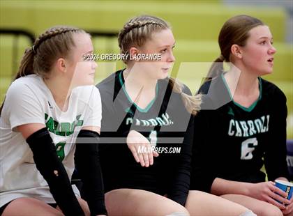 Thumbnail 3 in Southlake Carroll vs Timber Creek photogallery.