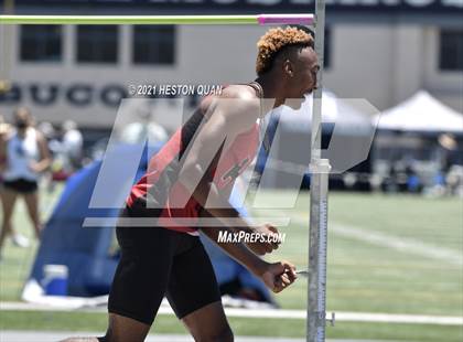 Thumbnail 1 in CIF-SS D1 Track Finals photogallery.