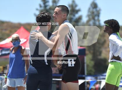 Thumbnail 1 in CIF-SS D1 Track Finals photogallery.