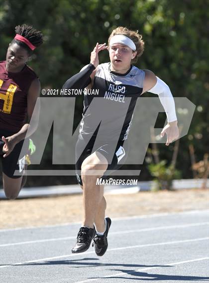 Thumbnail 1 in CIF-SS D1 Track Finals photogallery.