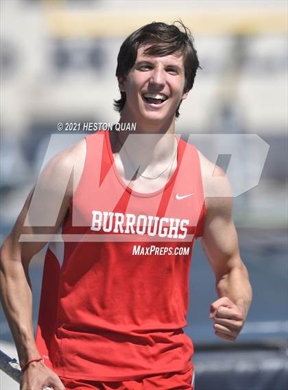 Thumbnail 1 in CIF-SS D1 Track Finals photogallery.