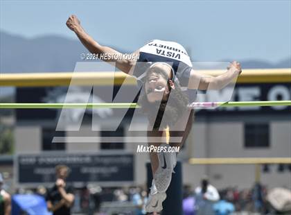Thumbnail 1 in CIF-SS D1 Track Finals photogallery.