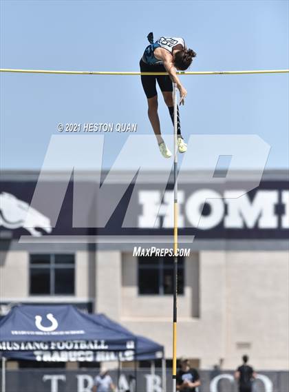 Thumbnail 3 in CIF-SS D1 Track Finals photogallery.