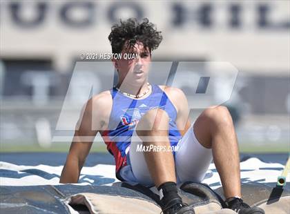 Thumbnail 1 in CIF-SS D1 Track Finals photogallery.