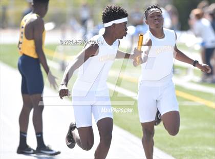 Thumbnail 2 in CIF-SS D1 Track Finals photogallery.