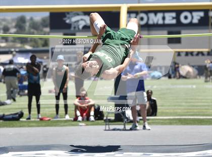 Thumbnail 1 in CIF-SS D1 Track Finals photogallery.
