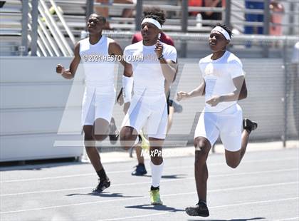 Thumbnail 2 in CIF-SS D1 Track Finals photogallery.