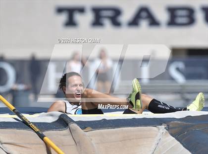 Thumbnail 1 in CIF-SS D1 Track Finals photogallery.
