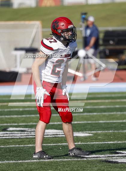 Thumbnail 3 in Hurricane vs Sky View (UHSAA 4A First Round) photogallery.