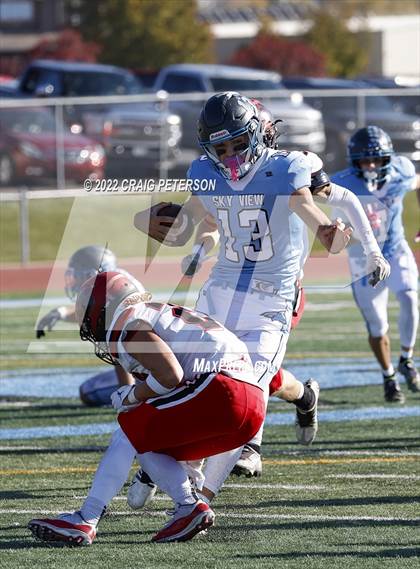 Thumbnail 1 in Hurricane vs Sky View (UHSAA 4A First Round) photogallery.