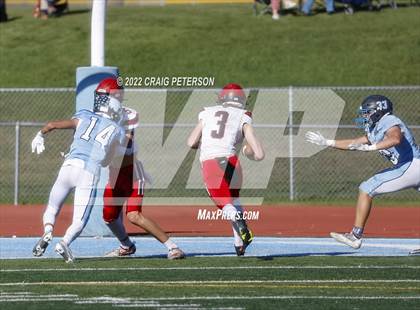 Thumbnail 1 in Hurricane vs Sky View (UHSAA 4A First Round) photogallery.