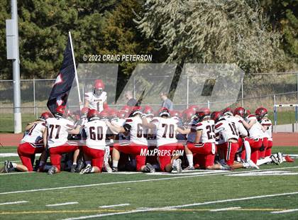 Thumbnail 2 in Hurricane vs Sky View (UHSAA 4A First Round) photogallery.