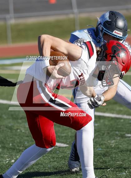 Thumbnail 2 in Hurricane vs Sky View (UHSAA 4A First Round) photogallery.