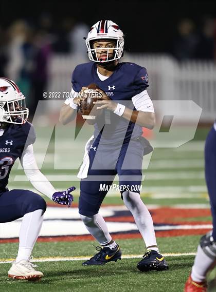 Thumbnail 1 in Charlotte Christian vs. Providence Day (NCISAA D1 Championship) photogallery.