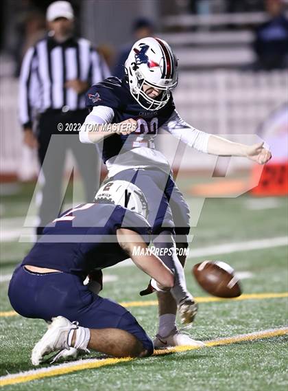 Thumbnail 2 in Charlotte Christian vs. Providence Day (NCISAA D1 Championship) photogallery.