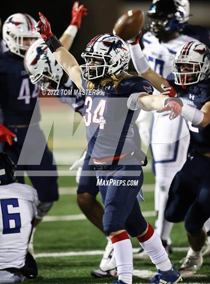 Thumbnail 2 in Charlotte Christian vs. Providence Day (NCISAA D1 Championship) photogallery.