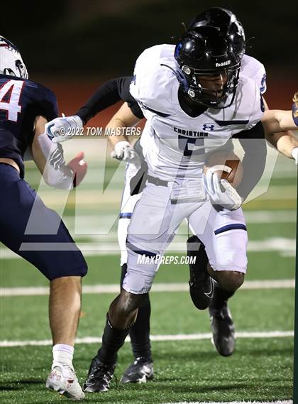 Thumbnail 2 in Charlotte Christian vs. Providence Day (NCISAA D1 Championship) photogallery.