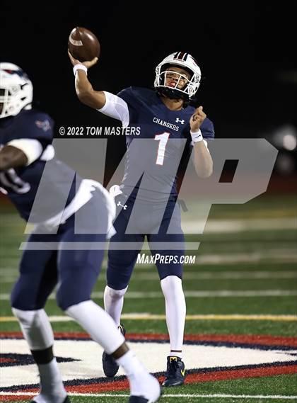 Thumbnail 2 in Charlotte Christian vs. Providence Day (NCISAA D1 Championship) photogallery.