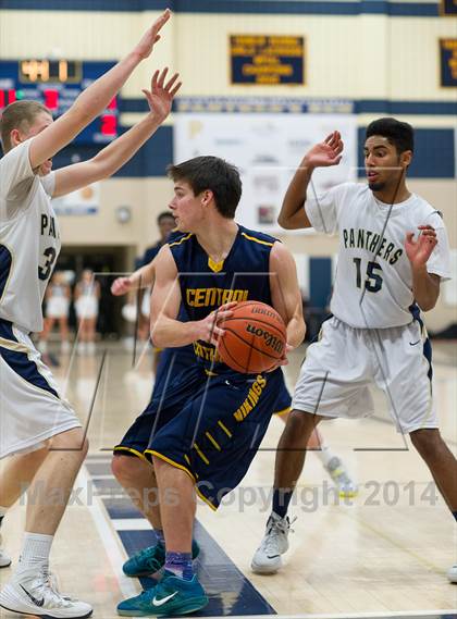 Thumbnail 3 in Central Catholic @ Franklin Regional photogallery.