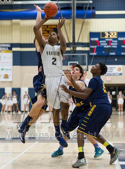 Thumbnail 2 in Central Catholic @ Franklin Regional photogallery.
