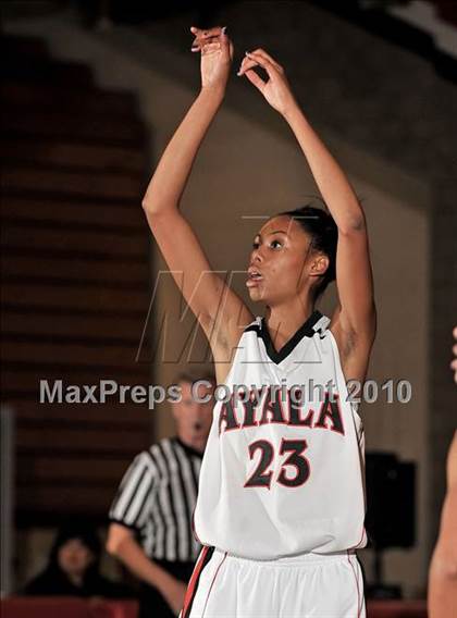 Thumbnail 3 in JSerra Catholic vs. Ayala (Ayala Best of the West) photogallery.