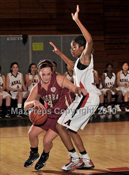 Thumbnail 2 in JSerra Catholic vs. Ayala (Ayala Best of the West) photogallery.