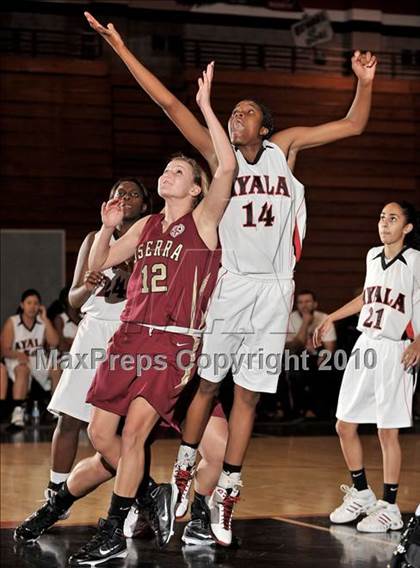 Thumbnail 3 in JSerra Catholic vs. Ayala (Ayala Best of the West) photogallery.
