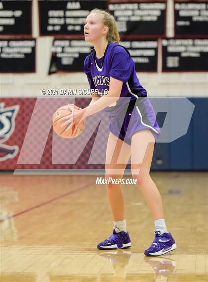 Thumbnail 1 in Millennium vs. Valor Christian (Nike Tournament of Champions) photogallery.