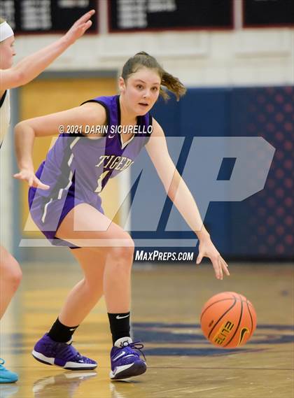 Thumbnail 3 in Millennium vs. Valor Christian (Nike Tournament of Champions) photogallery.