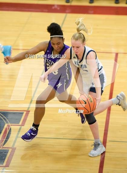 Thumbnail 1 in Millennium vs. Valor Christian (Nike Tournament of Champions) photogallery.