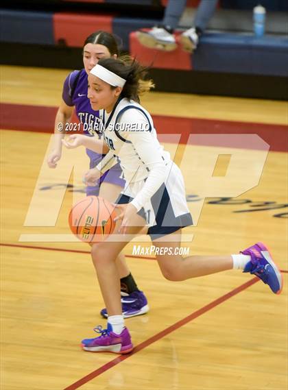 Thumbnail 1 in Millennium vs. Valor Christian (Nike Tournament of Champions) photogallery.