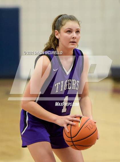 Thumbnail 2 in Millennium vs. Valor Christian (Nike Tournament of Champions) photogallery.
