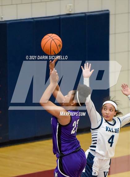 Thumbnail 2 in Millennium vs. Valor Christian (Nike Tournament of Champions) photogallery.