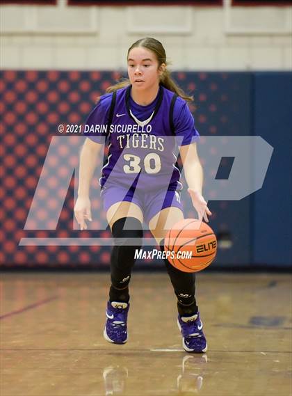 Thumbnail 1 in Millennium vs. Valor Christian (Nike Tournament of Champions) photogallery.