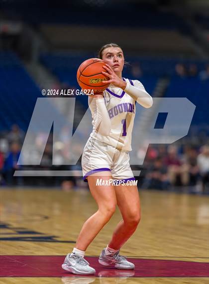 Thumbnail 2 in Boerne vs. Canyon (UIL 4A Basketball Semifinal) photogallery.