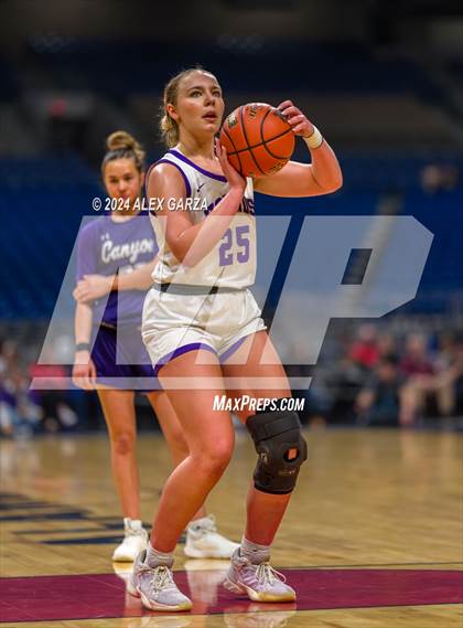 Thumbnail 2 in Boerne vs. Canyon (UIL 4A Basketball Semifinal) photogallery.