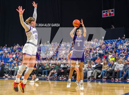 Thumbnail 2 in Boerne vs. Canyon (UIL 4A Basketball Semifinal) photogallery.