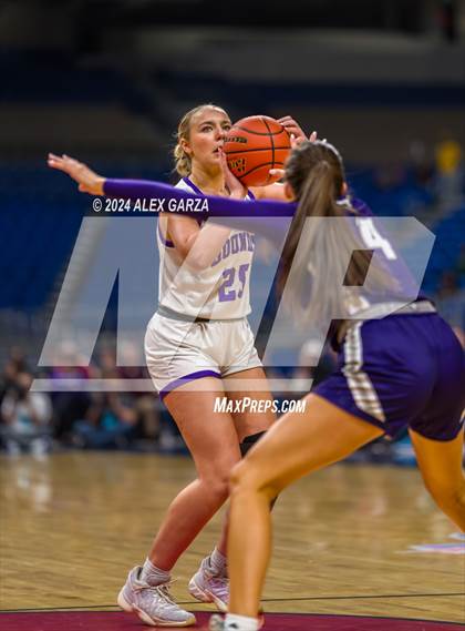 Thumbnail 1 in Boerne vs. Canyon (UIL 4A Basketball Semifinal) photogallery.