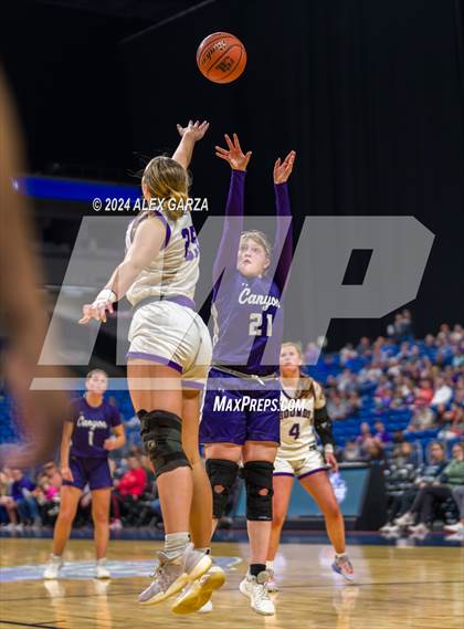 Thumbnail 3 in Boerne vs. Canyon (UIL 4A Basketball Semifinal) photogallery.