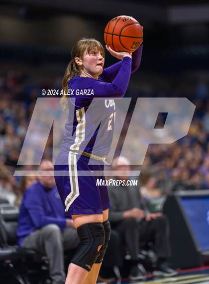 Thumbnail 2 in Boerne vs. Canyon (UIL 4A Basketball Semifinal) photogallery.