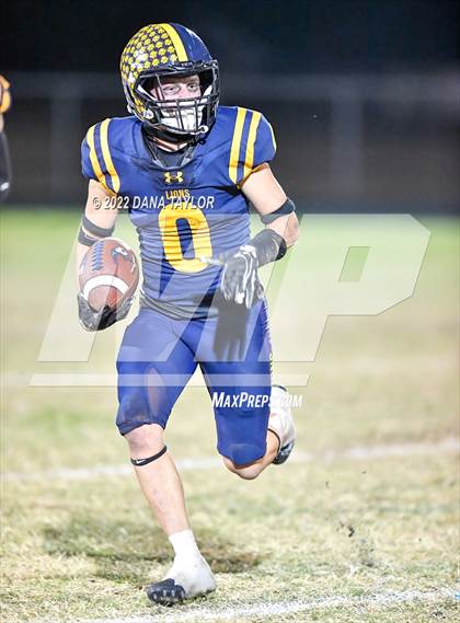 Thumbnail 1 in Reicher Catholic @ Weatherford Christian photogallery.